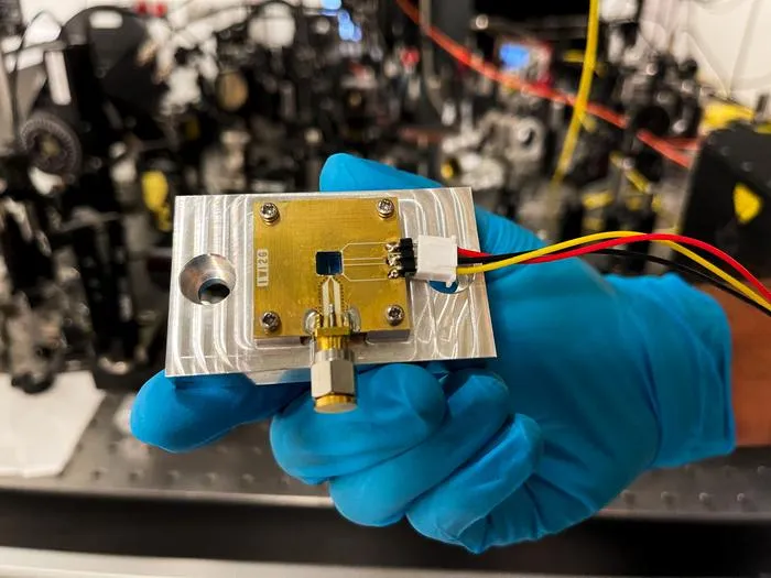 Evaluation kit featuring the fabricated printed circuit board with the integrated graphene sub-terahertz receiver, mounted on a metal support. Credit: ICFO.